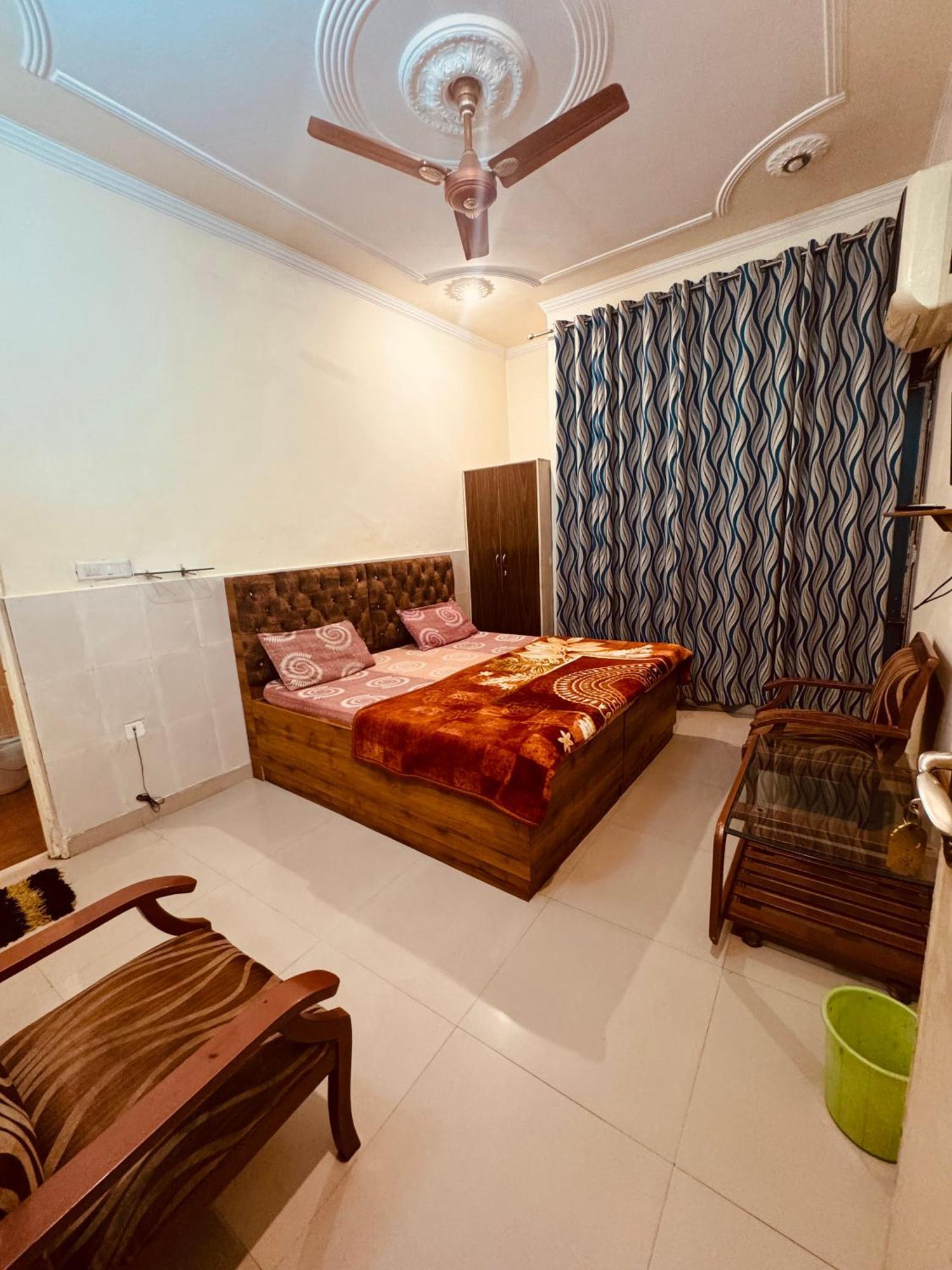 Qube House Bnb Рішикеш Екстер'єр фото